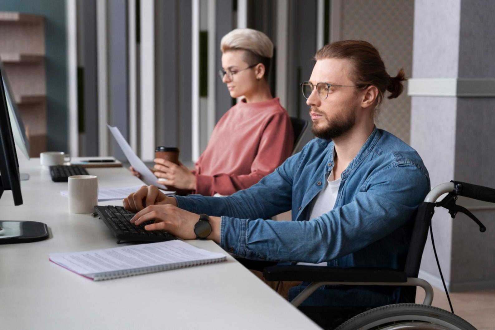 Interface de notre plateforme de gestion financière affichant des tableaux de bord analytiques